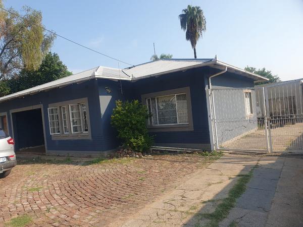 House For Sale in Pretoria Gardens, Pretoria